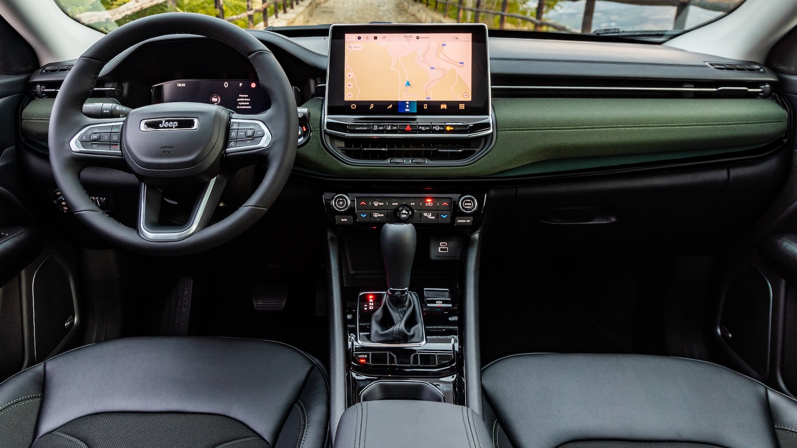 Η limited edition North Star (¤39.900) έρχεται με ηλεκτρική ηλιοροφή, ανθεκτικές πλενόμενες επενδύσεις καθισμάτων και ειδικό design.